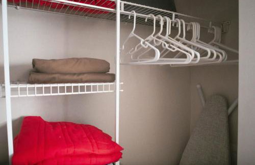 Serene Lakefront Home with Hot Tub and Boat for Rent! - Foto 50