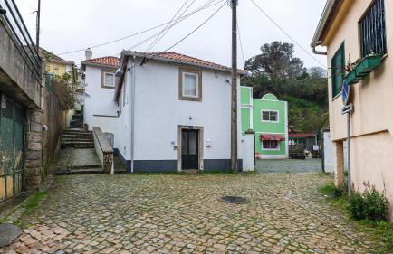 Artsy Sintra I by LovelyStay - Photo 9