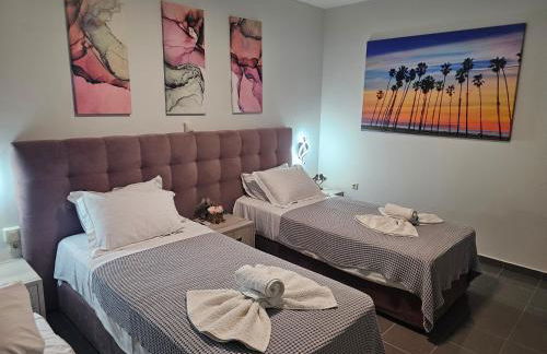 Theo and MS Luxurious Apartments by Filos Inc - Foto 15