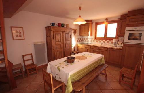 Magnifique T4 Mezzanine avec Parking et Animaux Acceptés - FR-1-293-64 - Foto 12