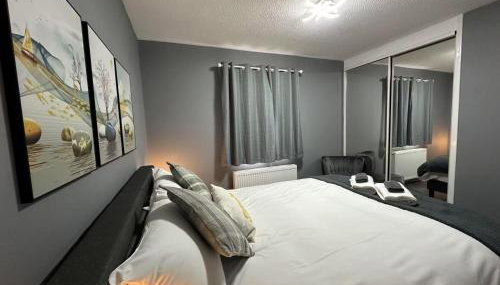 Two bedroom flat in Edinburgh city center with free parking - Foto 3