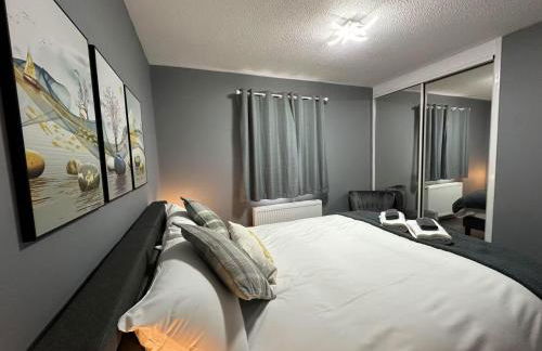 Two bedroom flat in Edinburgh city center with free parking - Foto 3