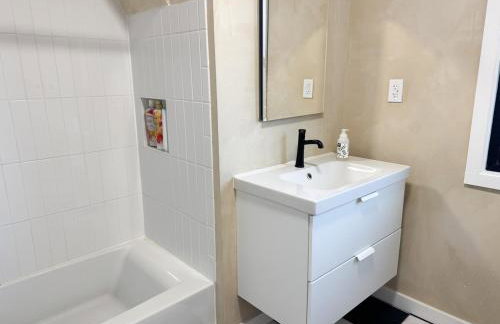 Recently Renovated 1924 DUTCH in Royal Oak - Foto 6