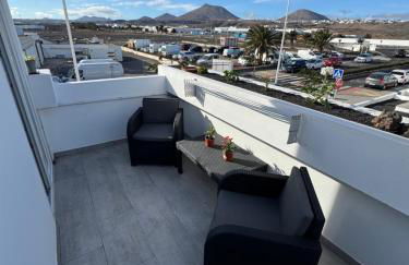 Apartamentos Aeropuerto - Foto 7