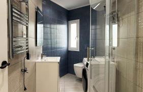 109 - Beachside Renovated 1BR apt 5 min from Beach - Photo 4