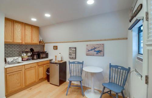 Higden Studio with Shared Patio, Yard Games, Grills! - Foto 10
