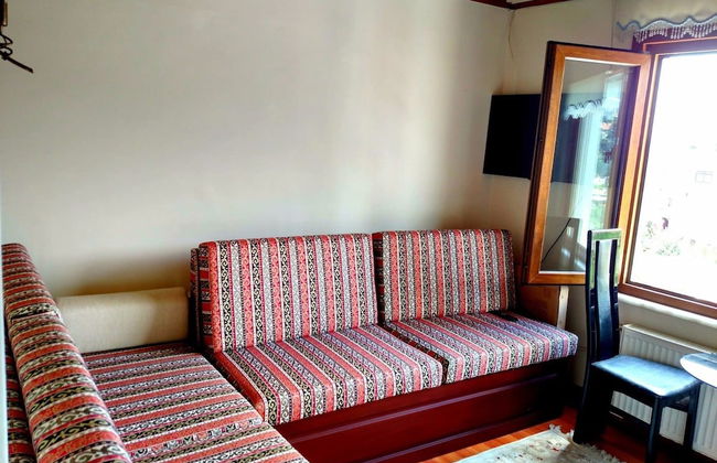 Cemed House - Photo 25