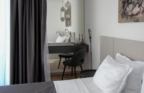 6 Bedroom Awesome Home In Prolozac - Foto 26