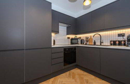 Paradise Boutique Deluxe - Leeds City Center - Steps to Ivy Asia - Foto 38