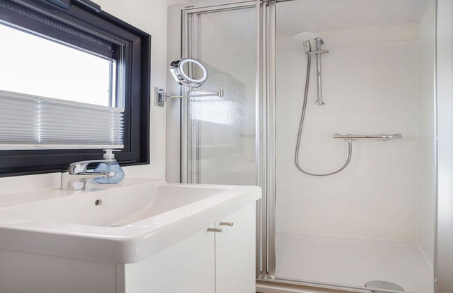 Houseboat Sneekermeer With Garden and Views - Foto 12