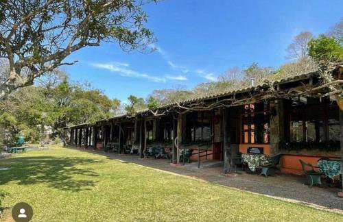 Chalé Banho de Floresta Atibaia Clube de Montanha - Foto 43