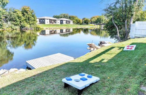 Lazy River Villa - Hottub! Fenced Yard! Fire Pit! - Foto 12