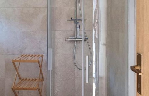 Nice Apartment In Gruda With Kitchen - Photo 15