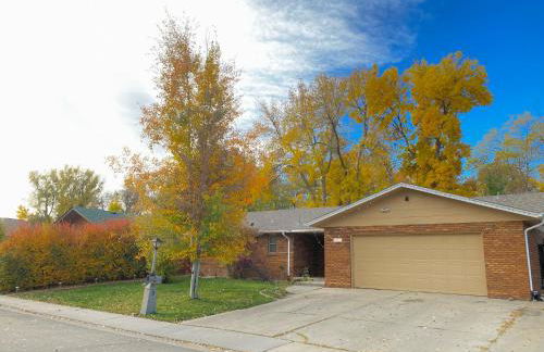 Stylish two homes in one house 6 bedrooms 2 kitchens - Foto 71