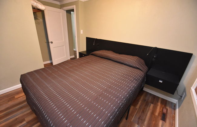 20 min Walk to ND 3 Bedroom 2 Bath Home 54475 - Foto 6