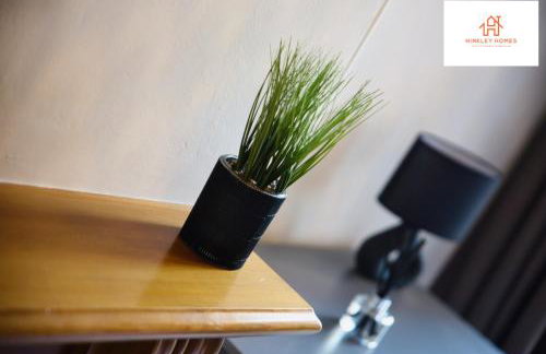 Spacious 6-Bedroom House with Parking in Bridgwater Ideal for Contractors & Group Stays - Foto 55