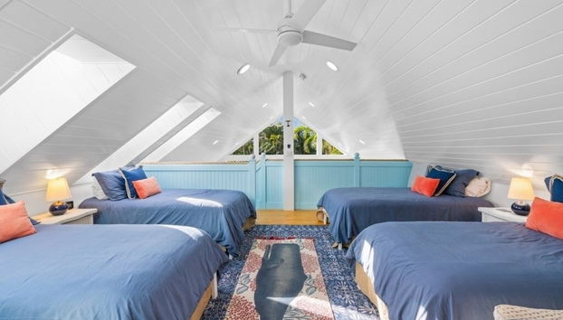 Amarelo Sol 4 Bedroom Home by RedAwning - Foto 4, Habitación