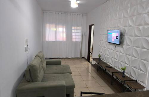 Casa Grande com área Gourmet e Garagem - Foto 23