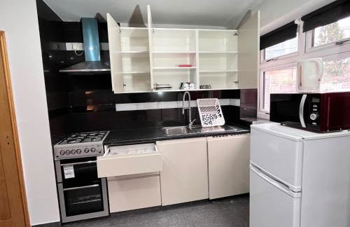 Full Studio Near Heathrow Airport & London - Foto 9