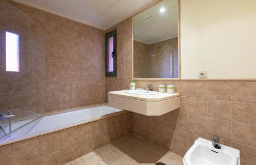Royal Flamingos Sea View Apartman - Foto 21