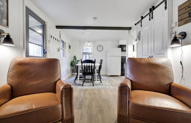 Little Gray Cabin 2 Bedroom Home by RedAwning - Foto 19