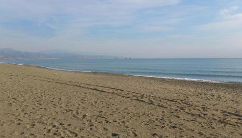 Sandy Playa Golf Málaga con Parking - Photo 3