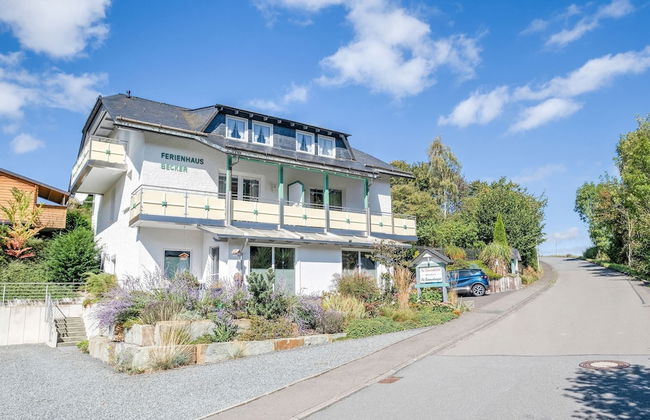 Modern Apartment in Schwalefeld With Garden - Photo 1