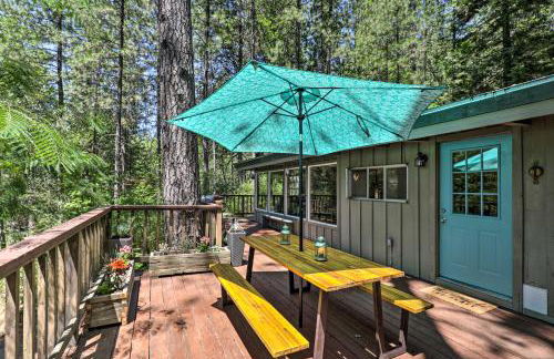 Loch Lomond Cabin with Hot Tub, Near Wineries! - Foto 1
