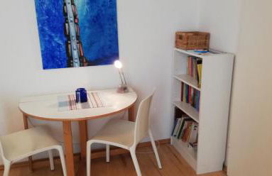 3-Zi Atelierdachwohnung mit Bergblick Seenähe und 2 Loggia - Foto 66