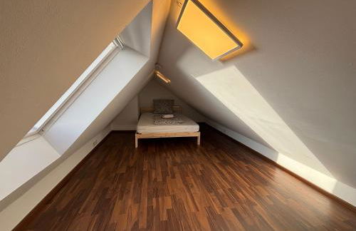 Siegburg Zentrum, moderne Wohnung plus Maisonette, Parkplatz inklusive - Foto 6