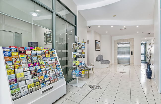 Key Largo Apartments - Photo 3