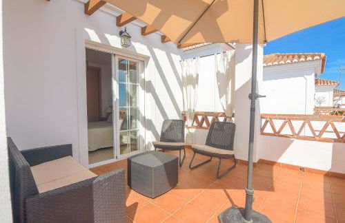 Villa privada con increíbles vistas al mar - Photo 18