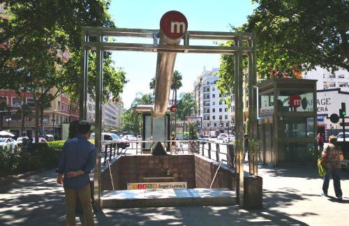 COZY & MODERN Apartment junto a Metro A Guimerá - Photo 5