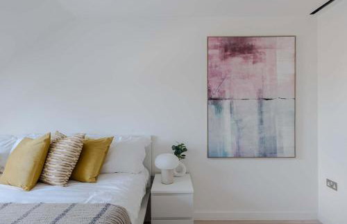 Soho 2-Bed Penthouse - AC - Sleeps 6 - Photo 16