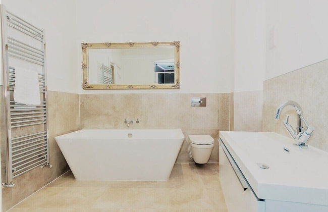 The Crescent by Pureserviced - Foto 36