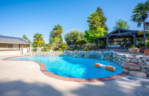 Casteel - 4,500 sq-ft retreat with a pool and hot tub in the middle of wine country! - Foto 40