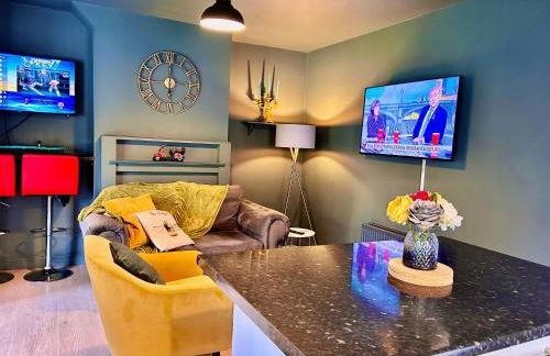 4 Bedroom House - DISC0UNTS - Parking, Contractors, Group, Family - Foto 5