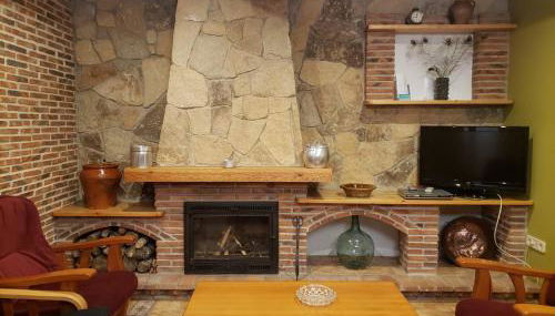 Los Guijos - Photo 5