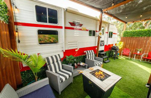 Darling Daisy Retro RV Adventure - Foto 1