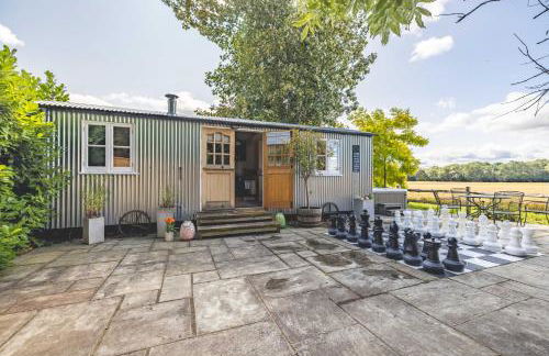 Relaxing Retreat - The Shepherds Hut - Hot Tub - By Tempstay - Foto 35