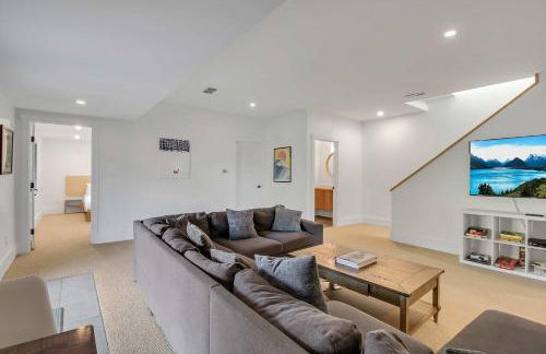 Magnificent Chalet Sweeping Views and Hot Tub - Foto 47