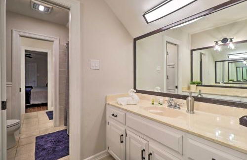 Modern Lakehouse with Stunning Views and Hot Tub! - Foto 24