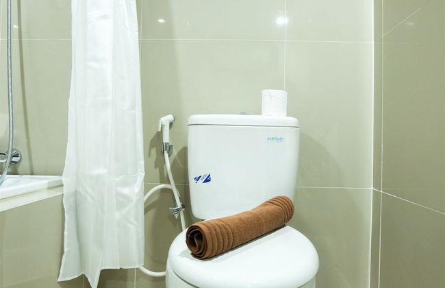 Studio Room Azalea Suites Apartment - Photo 27