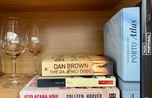 Serene Coastal Retreat with king Bed & Pool in Lavra - Foto 21