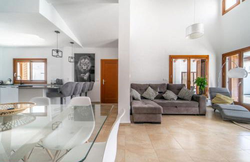 El Valle Golf Resort- Private Pool- Bbq- Parking - Foto 12