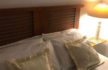 Oxe Rooms - Quartos no Centro - Foto 1