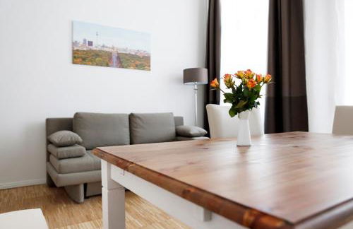 SC 03 by ROCKCHAIR Apartments l SUPERHOST Status l 2 Bedrooms Boxspringbeds Balcony Elevator - Cozy Family & Business Flair welcomes you! - Foto 5