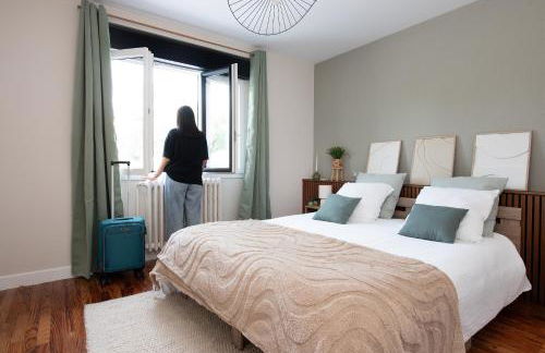 Villa à Castres, Maison 10 personnes avec piscine privée, jardin et 5 chambres - Photo 14