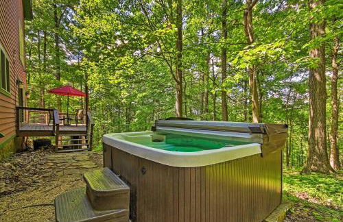 Bear's Eye View - Mountain Retreat w/ Hot Tub! - Foto 11