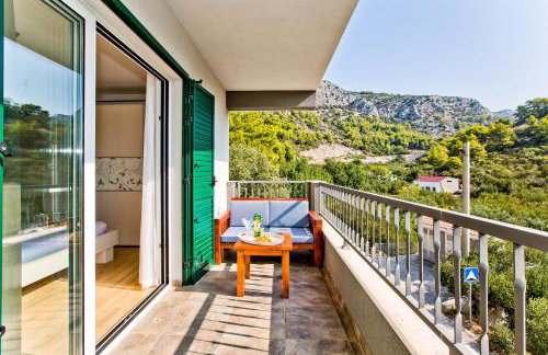 ISLAND HVAR LUXE Holiday Villa Maslina with Beach - Photo 19